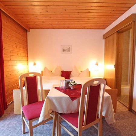 Pension Delacher Ried im Oberinntal Buitenkant foto